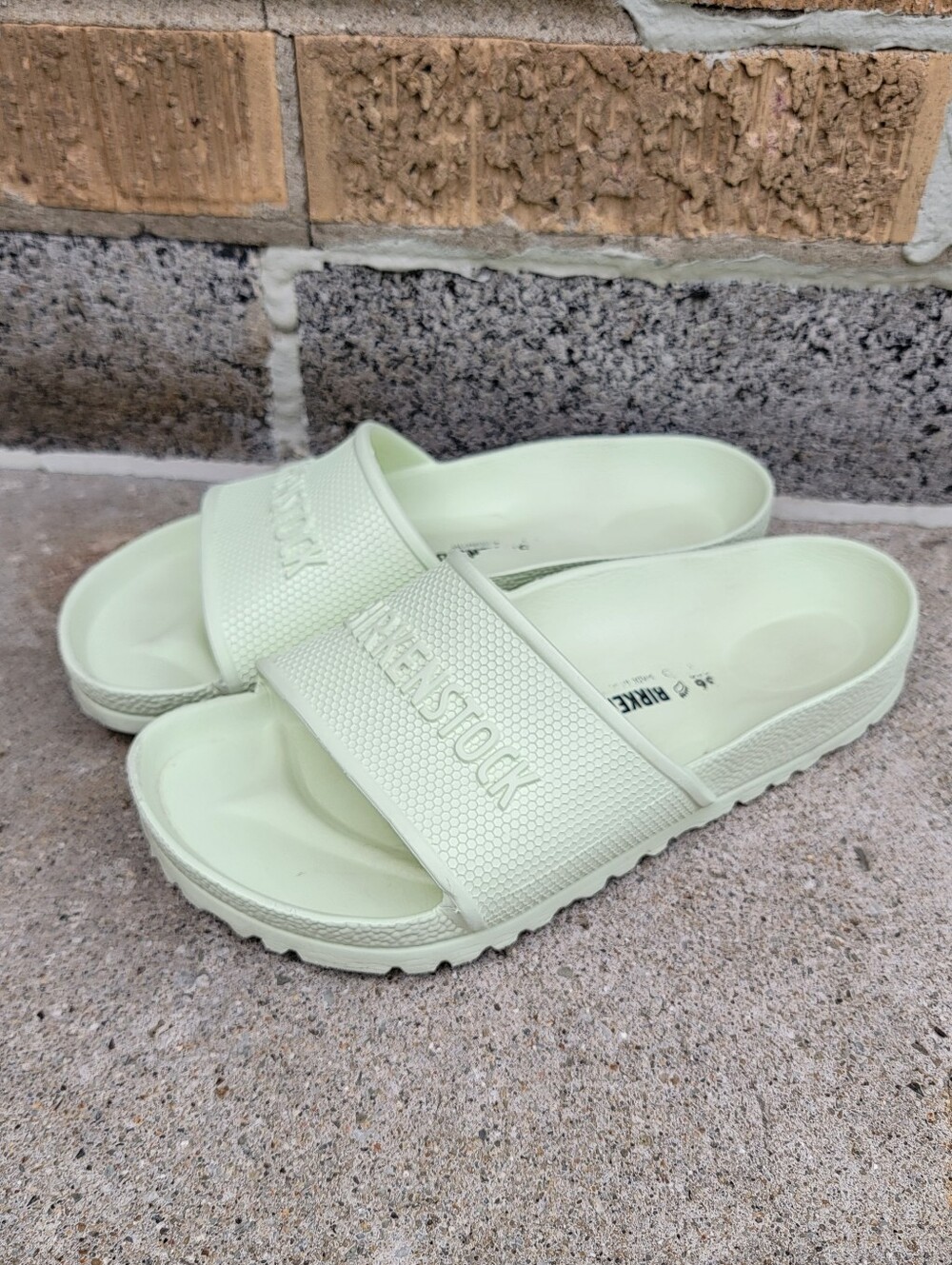 Birkenstock Barbados EVA Faded Lime Green  Slide Sandals 36 Womens 5